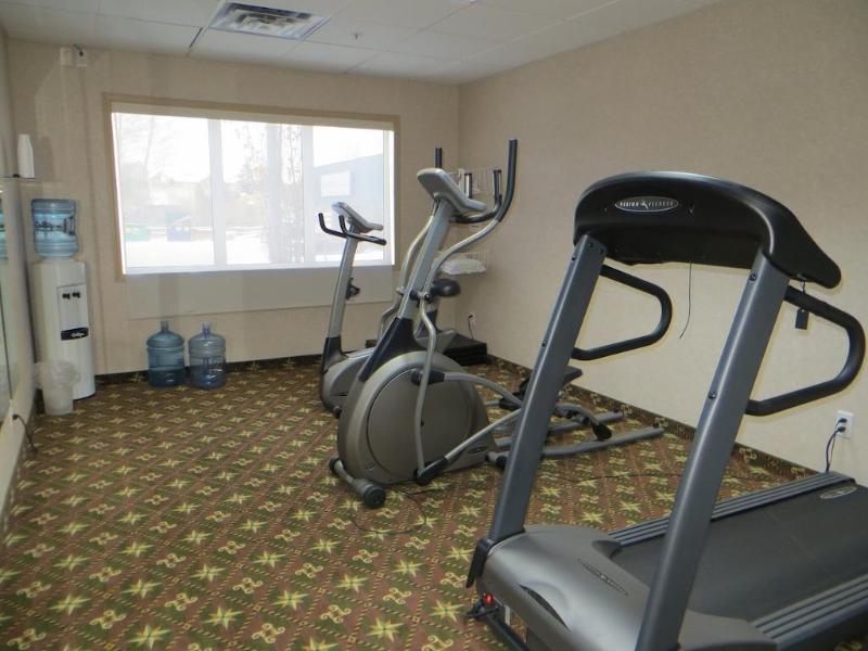Super 8 By Wyndham Red Deer City Centre Esterno foto