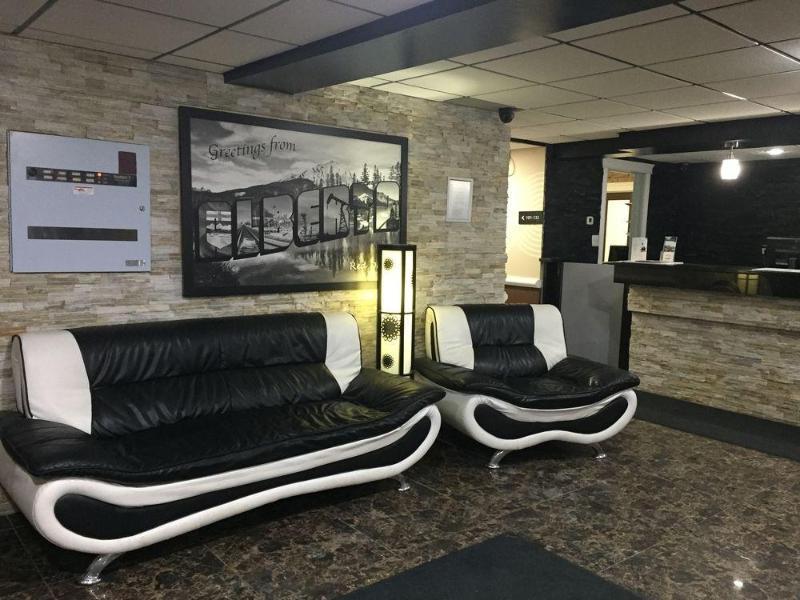 Super 8 By Wyndham Red Deer City Centre Esterno foto